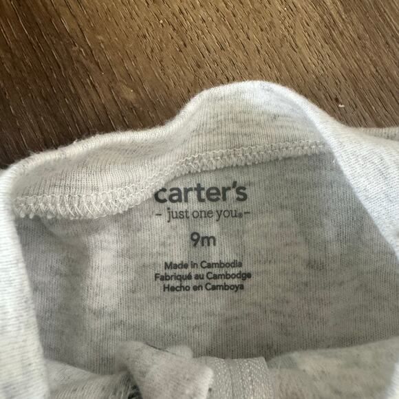 Carter's Long Sleeve Onesie Bundle: Airplanes, Anchor, Dinosaurs - Picture 7 of 7